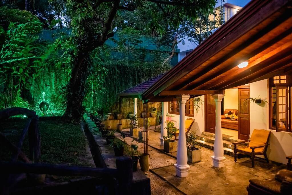 Colonial Residence Kandy Villa Zewnętrze zdjęcie